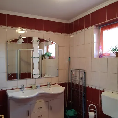 Andrea Apartamento Kehidakustány