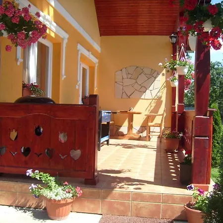 Andrea Kehidakustány