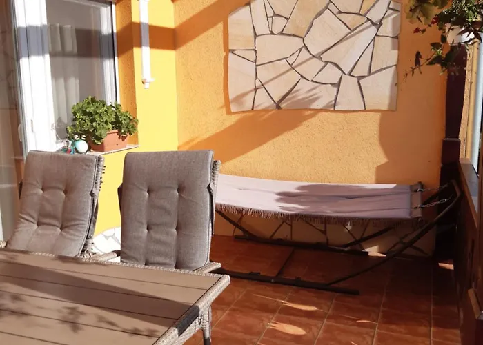 Andrea Vendeghaz * Kehidakustány