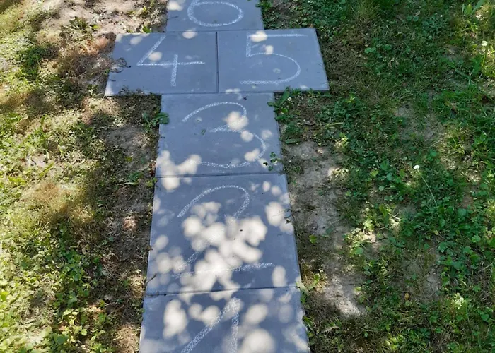 Andrea Vendeghaz Appartement *