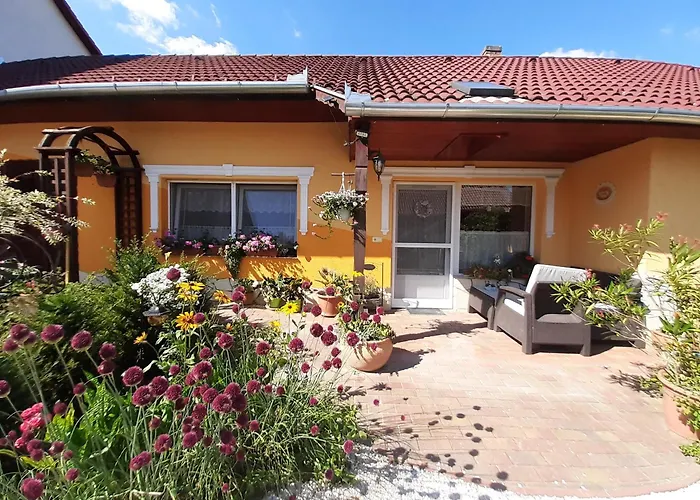 Andrea Vendeghaz * Kehidakustány